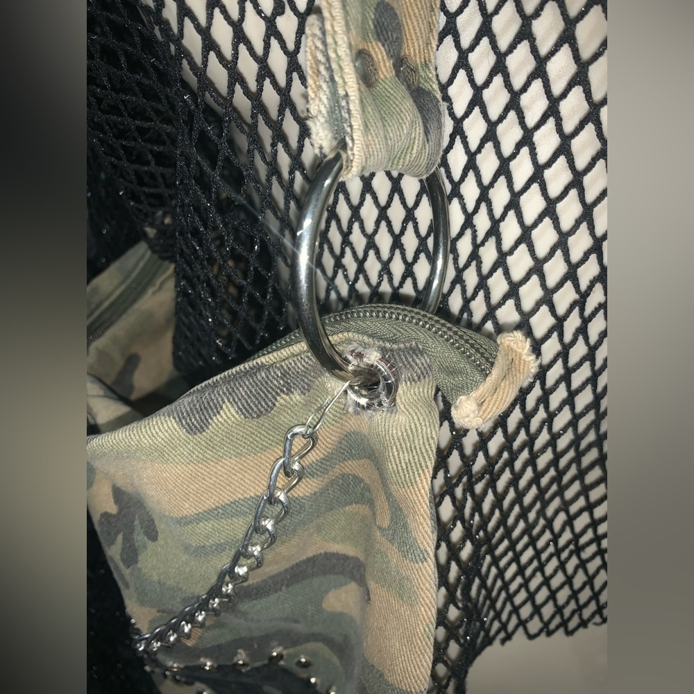 True Vintage 90s Mall Goth Camo Skull Bag - Picture 4 of 9